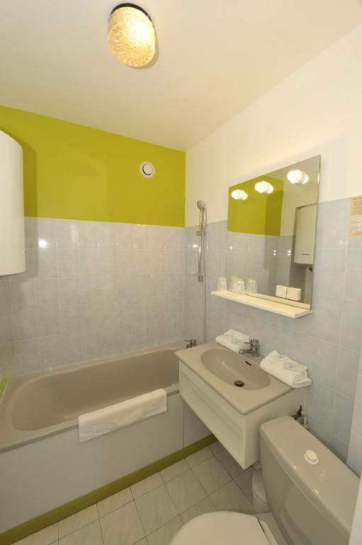 Le Compostelle Hotel เวเซอเล ห้อง รูปภาพ
